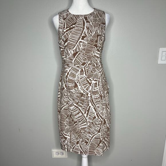 J. McLaughlin Sleeveless Sheath Dress Size 4 Brown White Geo Palm Print Resort - Picture 2 of 11